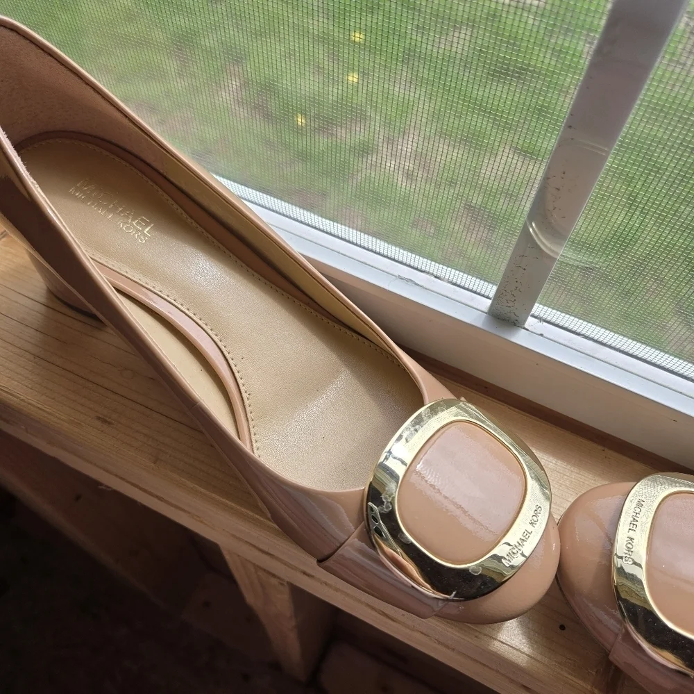Michael Kors Pauline Patent Leather Pumps Womens Size 6.5 Blush/ Pink/ Gold